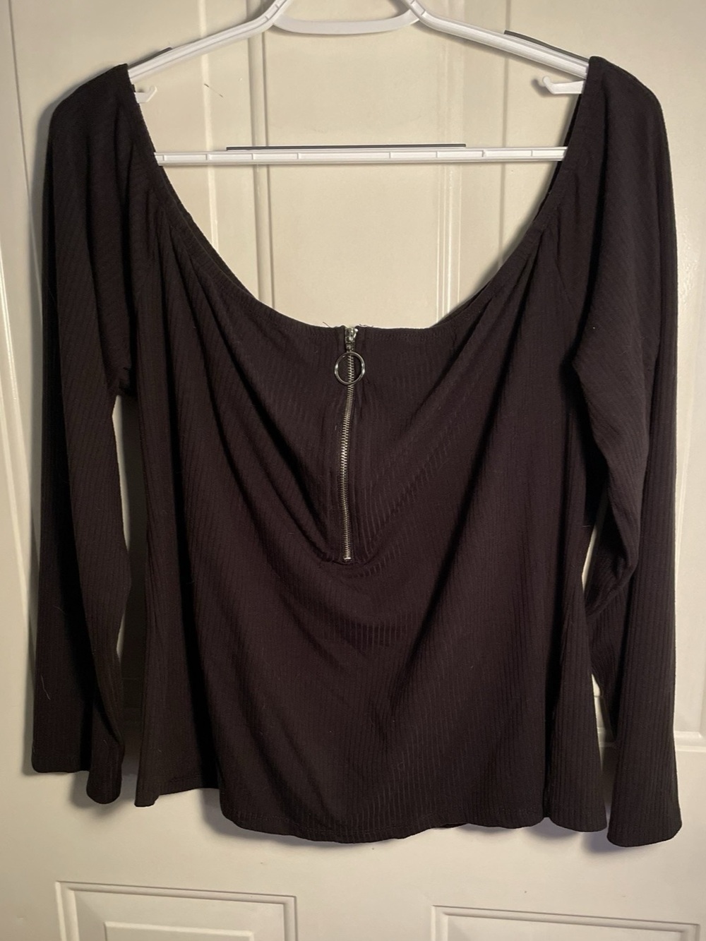 SHEIN Black Ribbed O-Ring Zip Long Sleeve Top Y2K